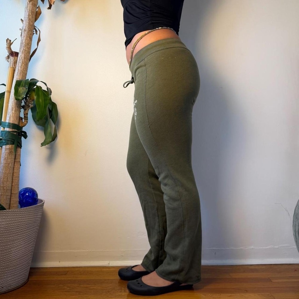 Mossimo Olive Green Lowrise Sweatpants Embroidered Boho Floral Y2K Track Pants M - Picture 3 of 8